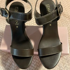 Italian Shoemakers Brown Platform Heels